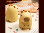 چراغ خواب رومیزی سیلیکونی شارژی New Capibara Silicone Night Light Sleeping DS-CPBR-01 - Image 12