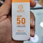 لوسیون ضد آفتاب نارنجی استلین اورجینال 50 درصد حجم 75 گرمی فاقد چربی ضد چروک و روشن کننده حاوی نیاسینامید و گلوتاتیون - Image 4